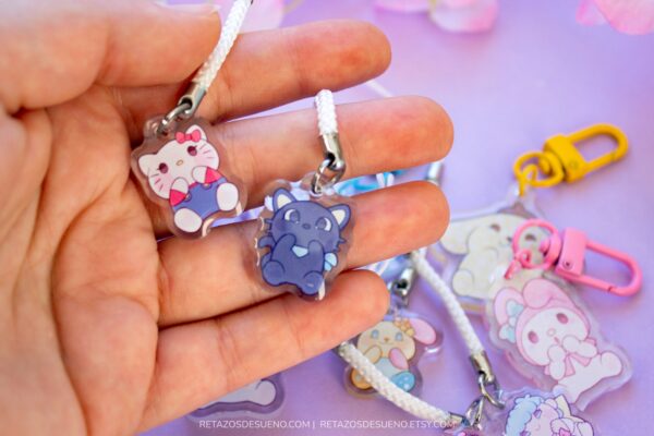 Llaveros y adornos de Sanrio. - Imagen 2